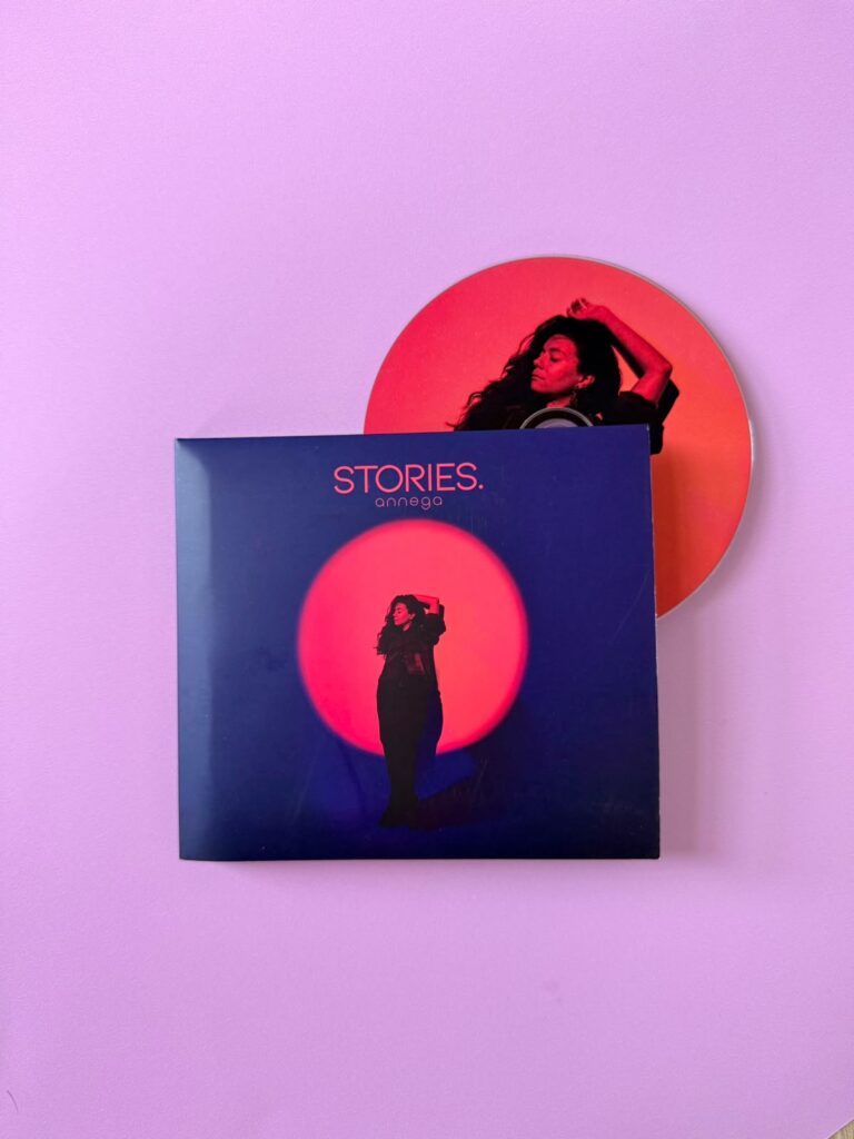 annega stories album
