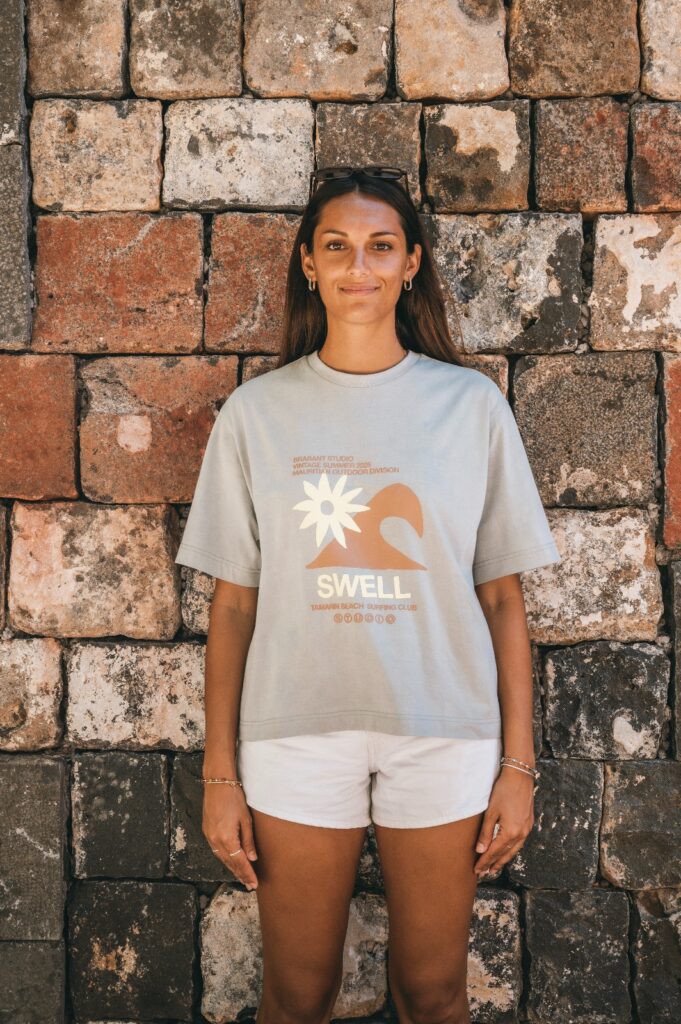 T Shirt Swell