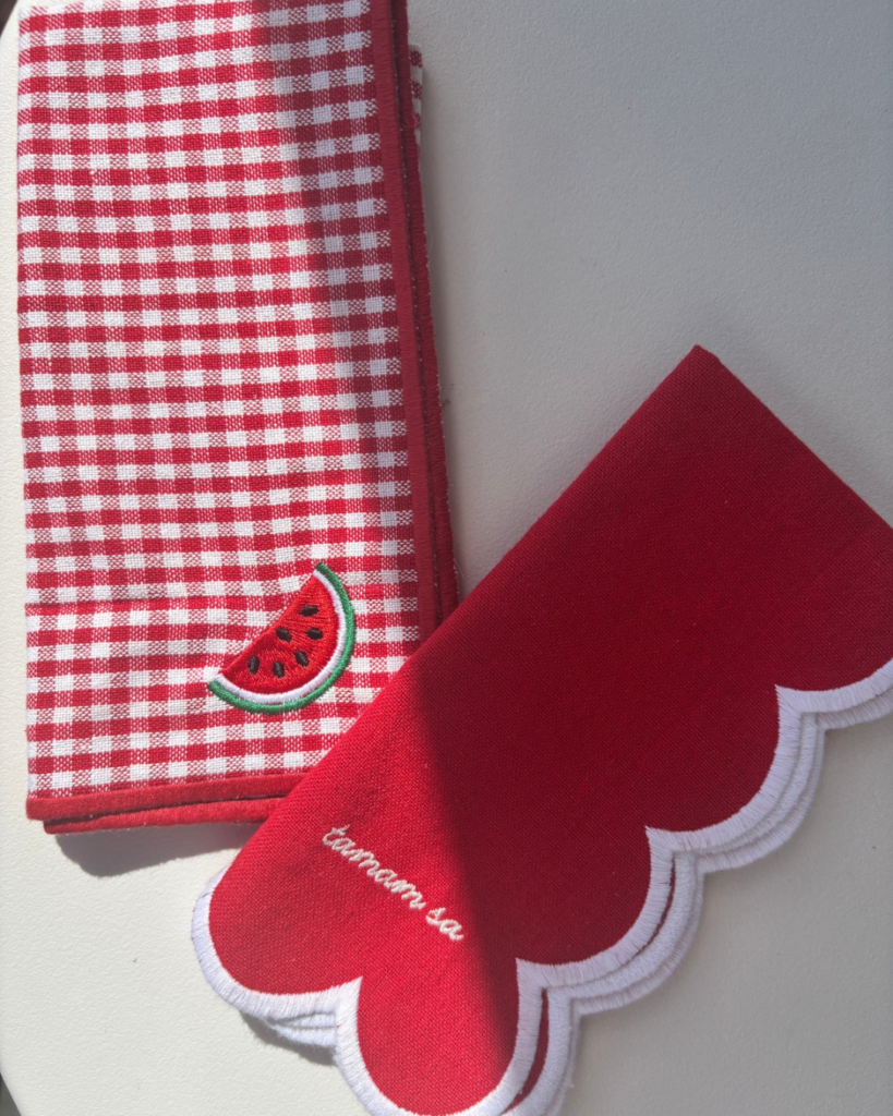 PIKNIK - set de 4 serviettes de table rouges